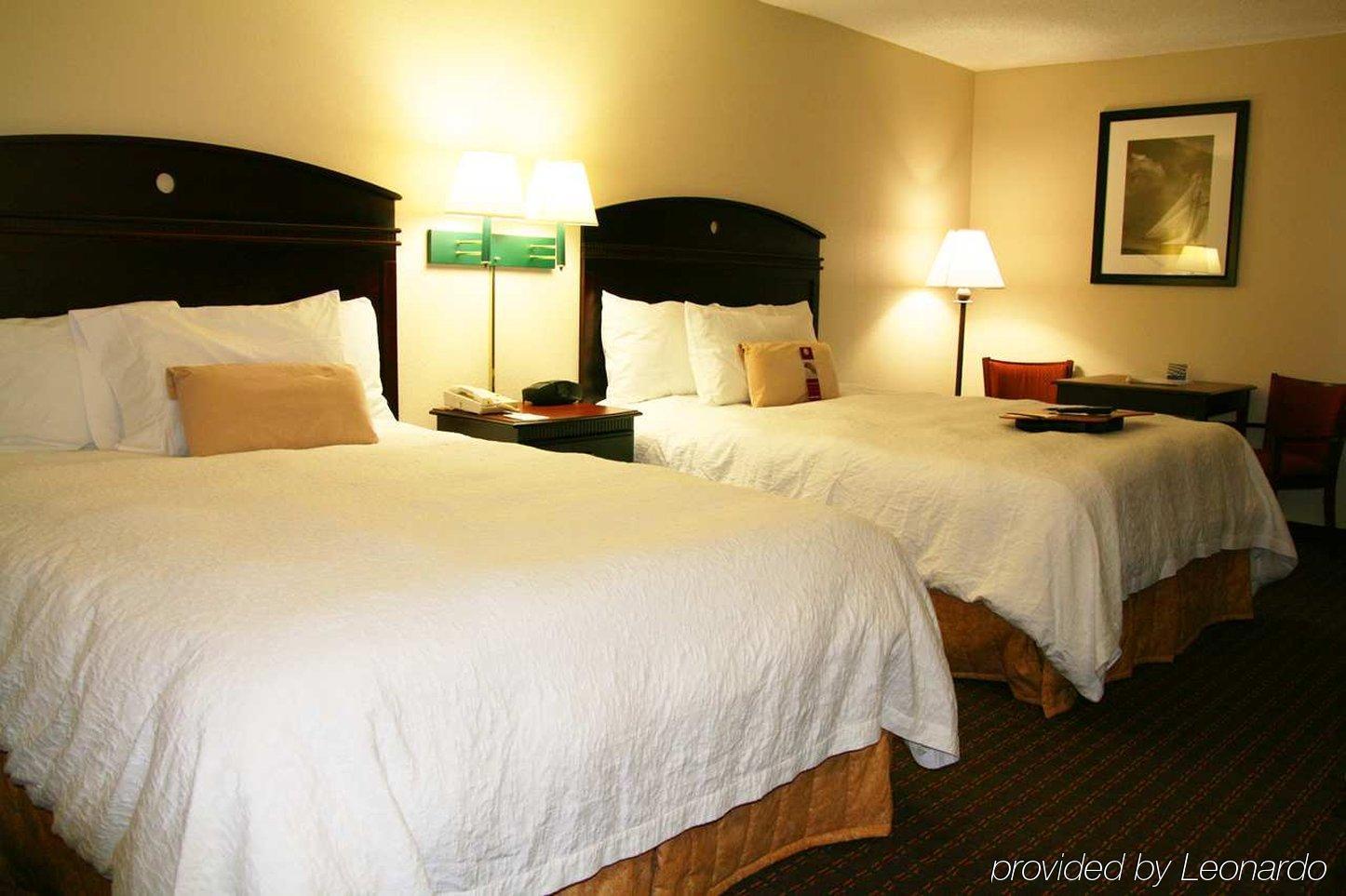 Hampton Inn Saint Augustine-I-95 Room photo